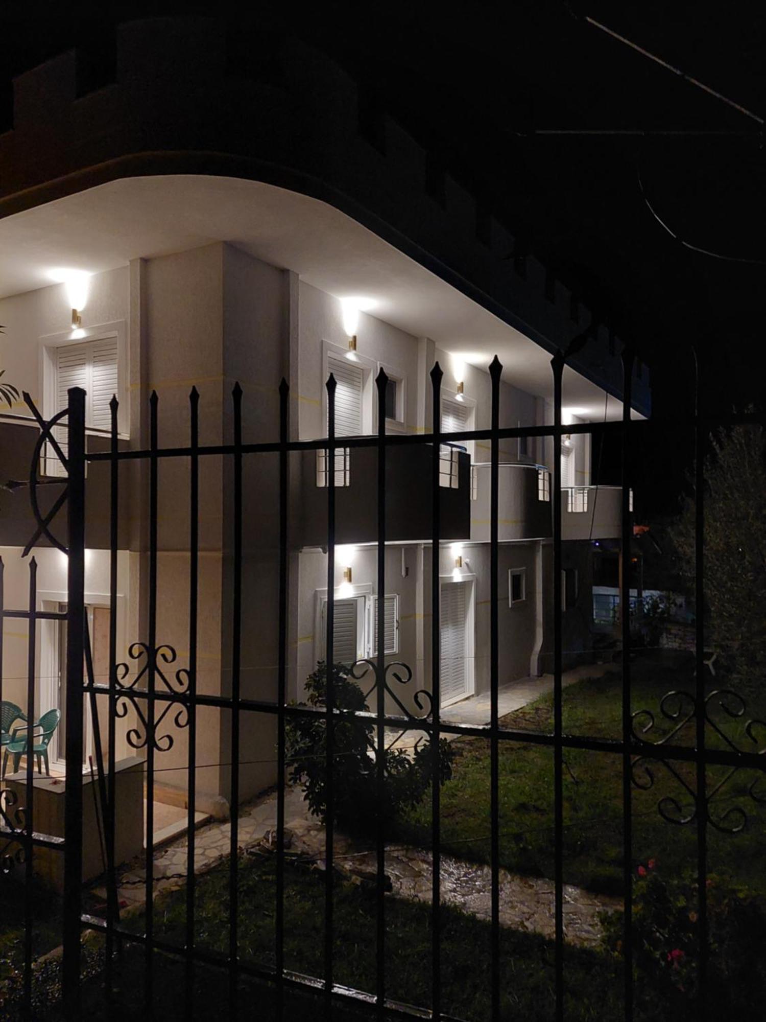 Villa-Leandro Ksamil Exteriör bild